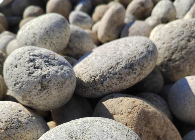 Купить речную и морскую гальку напрямую у производителя с доставкой  купить в Адлере от производителя, без посредников