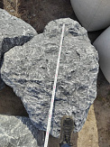 фото ГЛЫБЫ и СКАЛЬНИК (ландшафтный крупный диабаз, змеевик, гранит, яшма, кварц, песчаник)  купить в Адлере